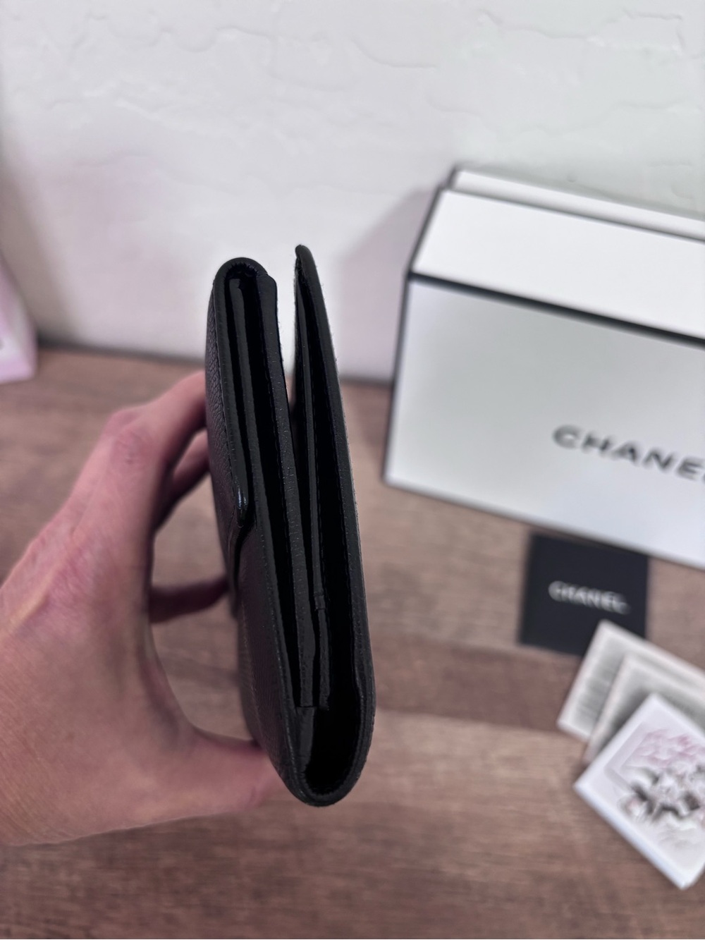 CHANEL Black Continental Wallet with Gold CC Snap - Picture 11 of 15